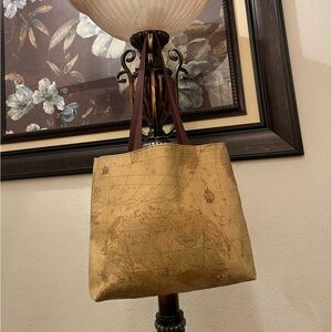 Map back please check a picture of condition